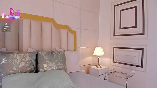 MaddieParker online show from October 7, 2025, 7:15 pm