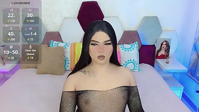 kushina uzumaki75 online show from October 17, 2025, 5:44 am