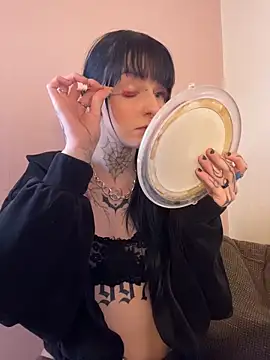 Seductively4 20 online show from April 30, 2026, 9:16 am