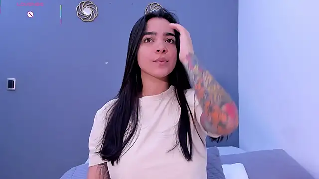 KamilaBetancourt online show from July 8, 2026, 11:33 am