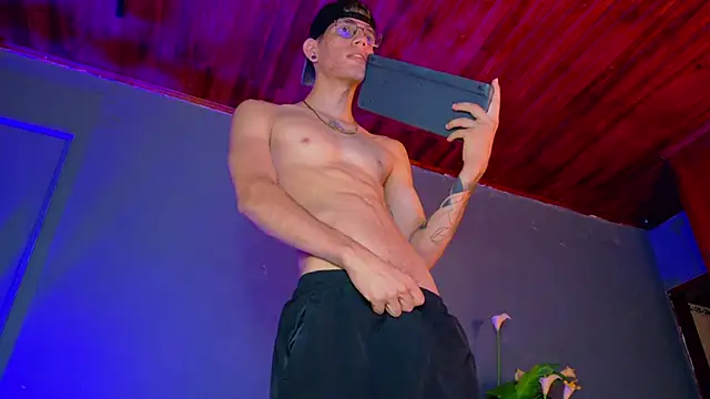 david huge online show from October 15, 2025, 1:26 am