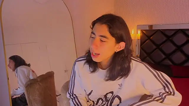 ryo light online show from June 17, 2026, 4:23 am