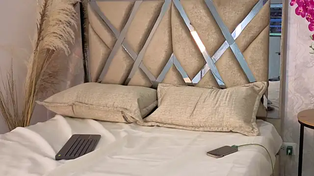 ryo light online show from November 26, 2025, 10:21 pm