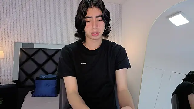 ryo light online show from September 28, 2025, 8:38 pm