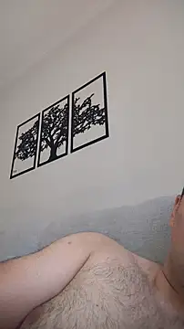 Snapshot of LeoMaduroSP chatting on March 16, 2026, 1:04 pm LeoMaduroSP online show from March 16, 2026, 1:04 pm