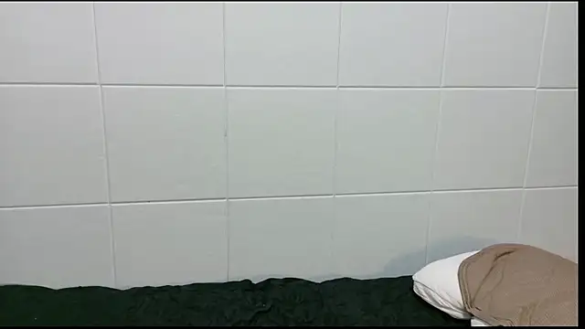 hinata chan3 online show from November 24, 2025, 12:49 pm