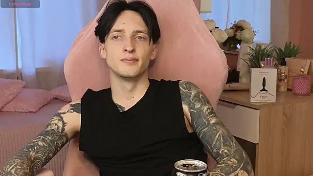 Martin Jin online show from September 21, 2025, 11:48 am