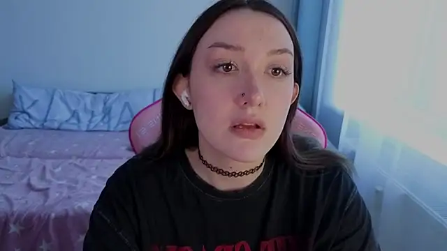 CrystalBlaze  online show from February 28, 2026, 12:49 pm