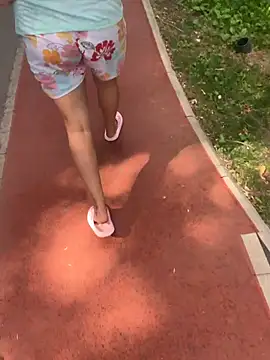 Leynad2000 online show from June 7, 2026, 1:16 pm