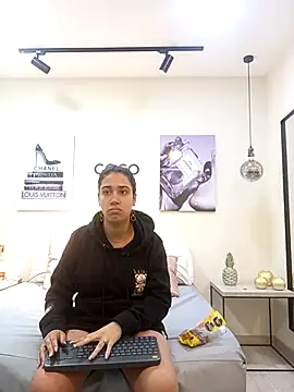 Samantha hotly online show from September 24, 2025, 11:50 am