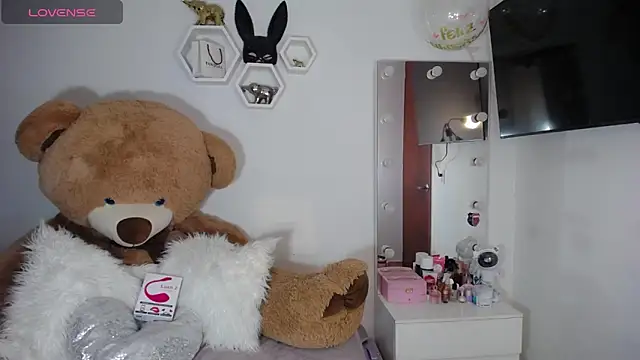 channel-rose1 online show from October 1, 2025, 12:16 am