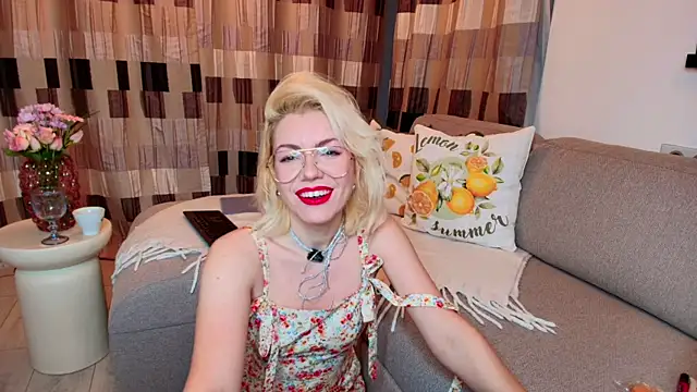 Hellen TheSoul online show from April 30, 2026, 2:40 am