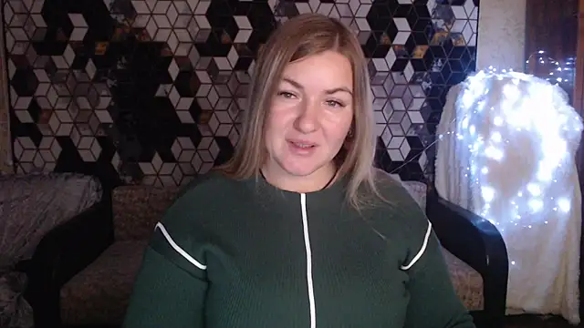 NikaSkylink online show from November 27, 2025, 8:09 pm