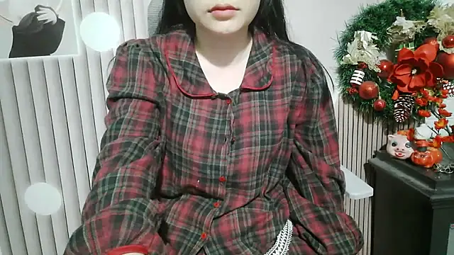 Snapshot of Emachiii chatting on March 21, 2026, 6:14 am Emachiii online show from March 21, 2026, 6:14 am