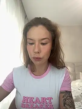 Ashley Roys online show from September 28, 2025, 11:17 am