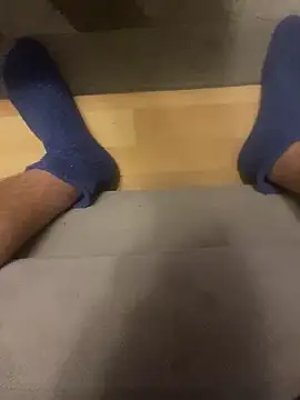 Holly-97 online show from September 28, 2025, 5:53 pm