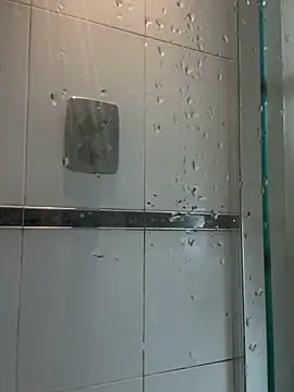 Woodchip online show from September 12, 2025, 7:19 am