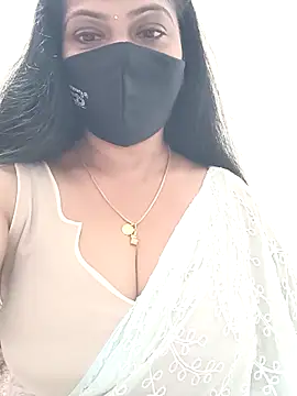 shivani27 online show from May 31, 2026, 8:31 am