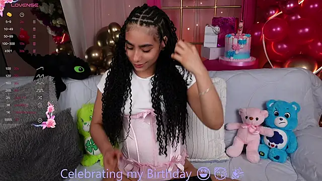 Victoria Curly online show from September 26, 2025, 2:51 am