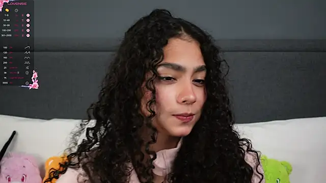 Victoria Curly online show from December 23, 2025, 3:06 am