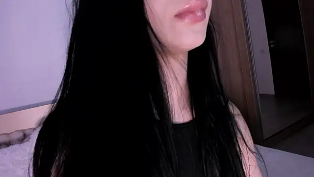 ScarlettJakobs online show from June 26, 2026, 4:51 am