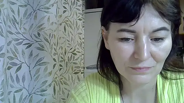 Krystal 82 online show from February 2, 2026, 8:41 pm