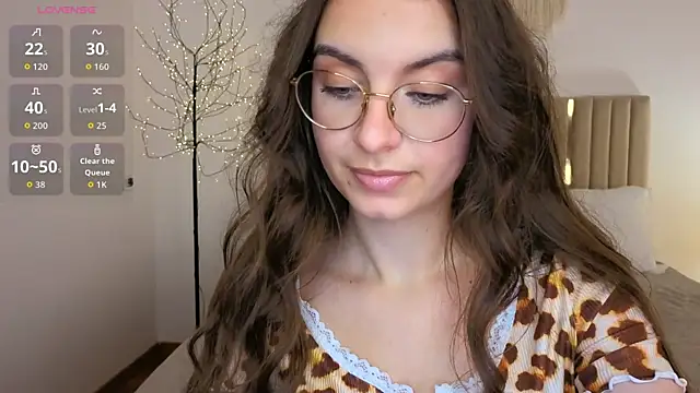 Real cutie1 online show from July 28, 2026, 3:43 pm