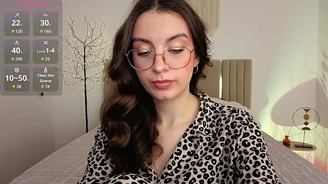 Real cutie1 online show from June 16, 2026, 1:00 pm