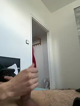 Snapshot of musti312 chatting on March 17, 2026, 10:18 am musti312 online show from March 17, 2026, 10:18 am