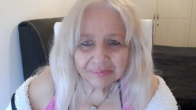 SusiLifeXXX online show from February 16, 2026, 7:45 pm