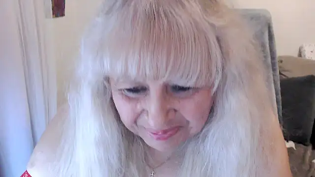 SusiLifeXXX online show from November 3, 2025, 8:01 pm