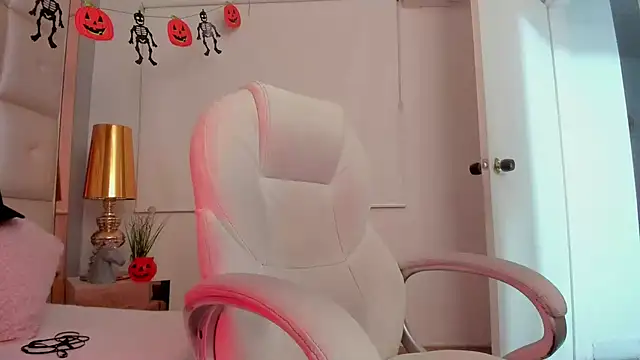 dark sun302 online show from October 30, 2025, 2:21 am