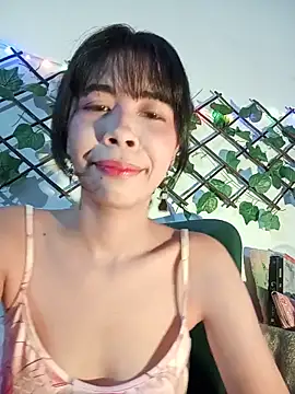 dolliette24 online show from May 26, 2026, 7:45 pm