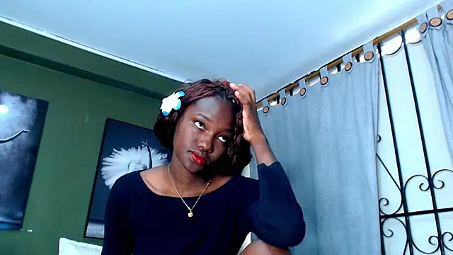 Evaa 18 online show from October 2, 2025, 5:38 pm