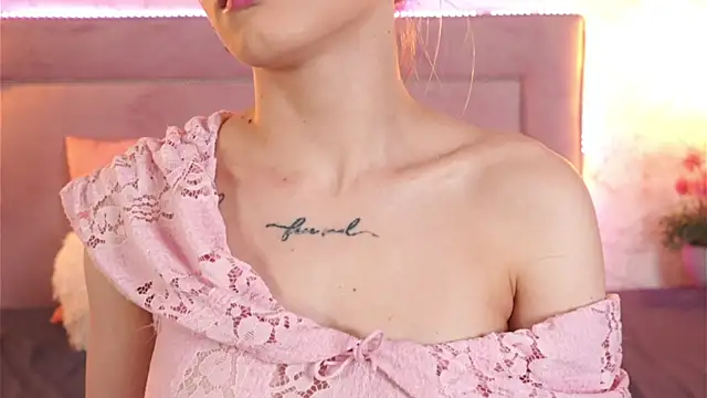 ChannelAngeless online show from October 31, 2025, 10:23 am