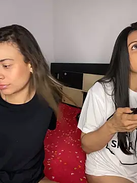 Snapshot of Saloriz_Col chatting on March 22, 2026, 6:59 am Saloriz Col online show from March 22, 2026, 6:59 am