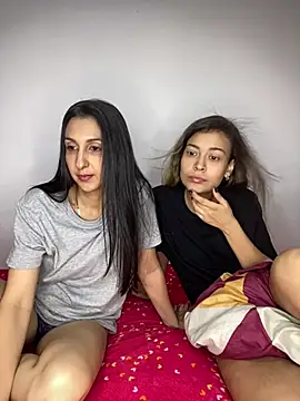 Snapshot of Saloriz_Col chatting on February 14, 2026, 12:16 pm Saloriz Col online show from February 14, 2026, 12:16 pm