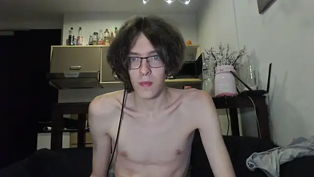 LovesomeCookie online show from September 25, 2025, 3:40 pm