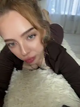 Hannah xBaby online show from July 12, 2026, 1:56 pm
