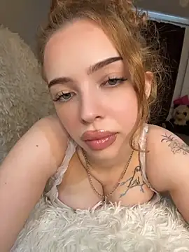 Hannah xBaby online show from June 30, 2026, 11:43 am