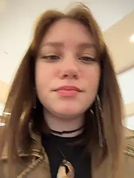 lucy-joy online show from April 30, 2026, 8:32 am
