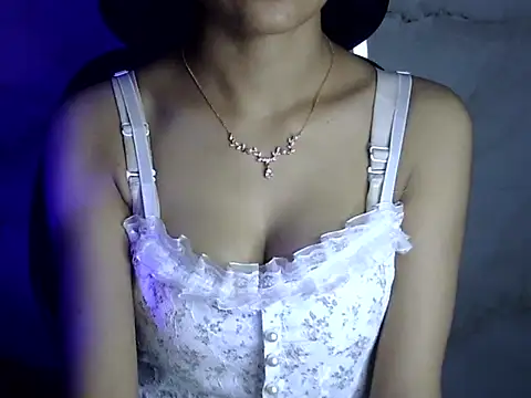 Shizuka 11 online show from September 14, 2025, 7:25 pm