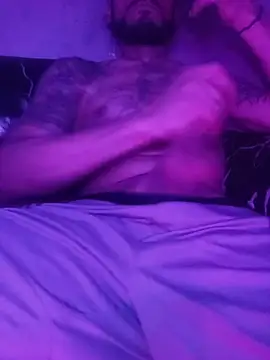 Snapshot of Kerryflon chatting on April 1, 2026, 7:31 am Kerryflon online show from April 1, 2026, 7:31 am