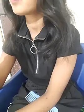 AnkitaDevi online show from April 25, 2026, 1:41 pm
