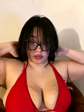 Emily Taylor2 online show from September 9, 2025, 2:10 am