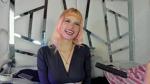 Snapshot of barbieambar chatting on March 18, 2026, 8:10 pm barbieambar online show from March 18, 2026, 8:10 pm