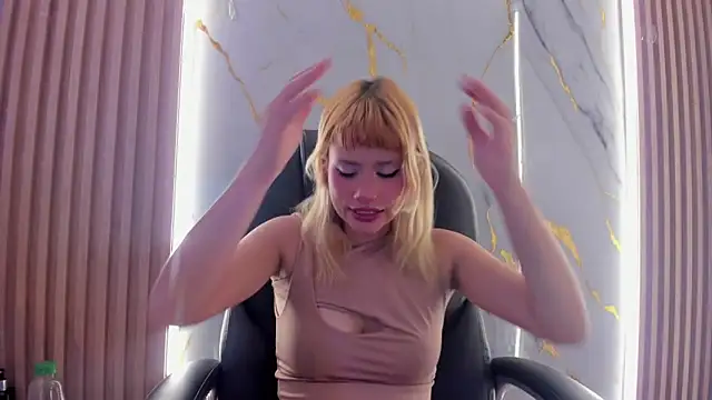 Snapshot of barbieambar chatting on February 10, 2026, 5:34 pm barbieambar online show from February 10, 2026, 5:34 pm