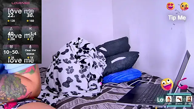 Snapshot of karla_sexy21 chatting on March 28, 2026, 4:24 am karla sexy21 online show from March 28, 2026, 4:24 am