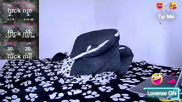 Snapshot of karla_sexy21 chatting on March 14, 2026, 5:46 am karla sexy21 online show from March 14, 2026, 5:46 am