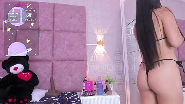AmyStar1 online show from July 3, 2026, 9:43 pm